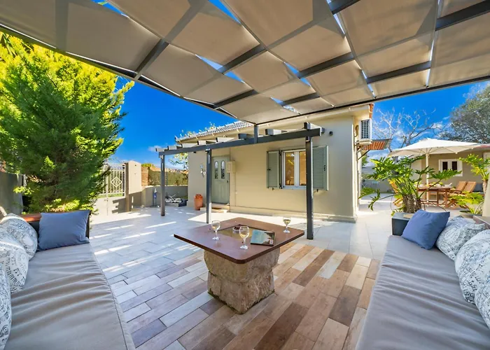 Casa Katrine * Lakíthra